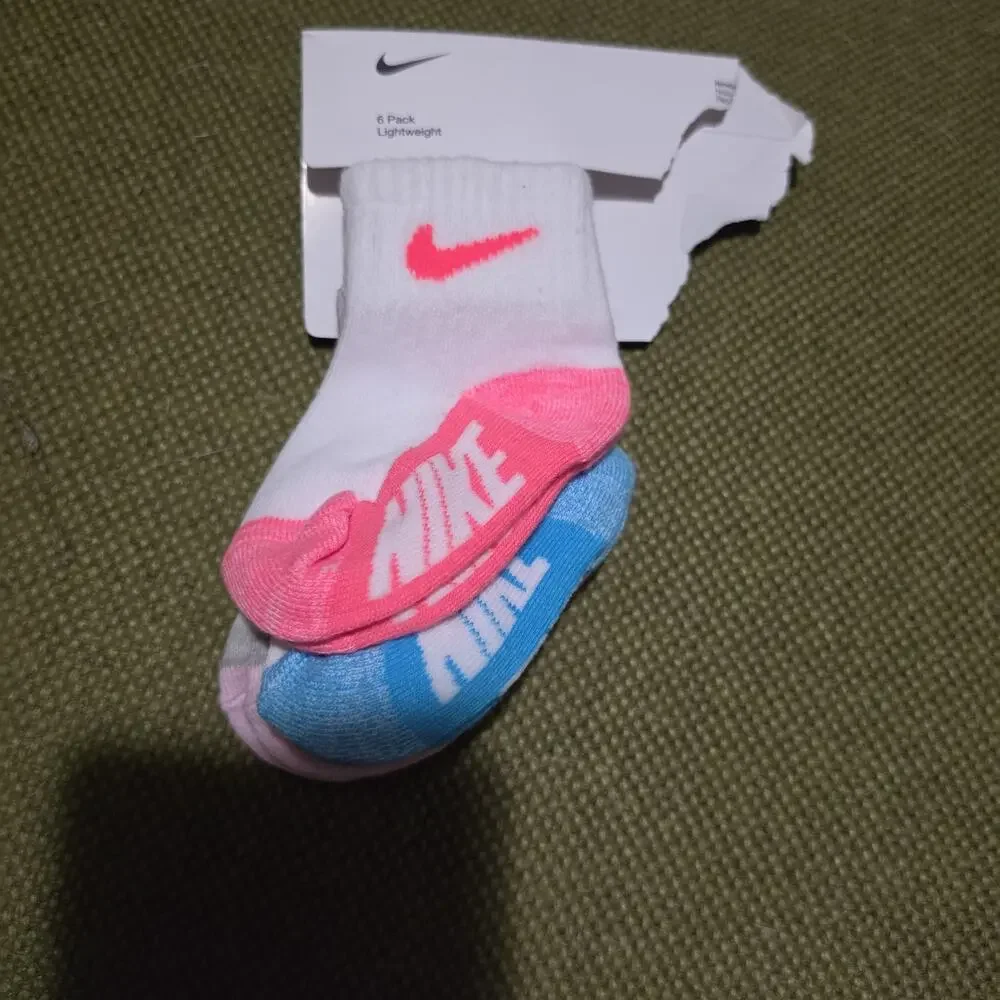 Baby Girl 6-12 months 3 pairs Nike Socks pink blue gray